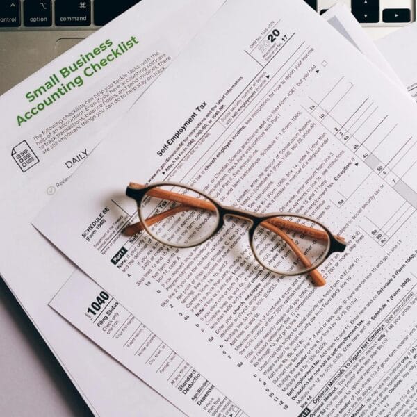 HST return and sales tax filing documents in Canada