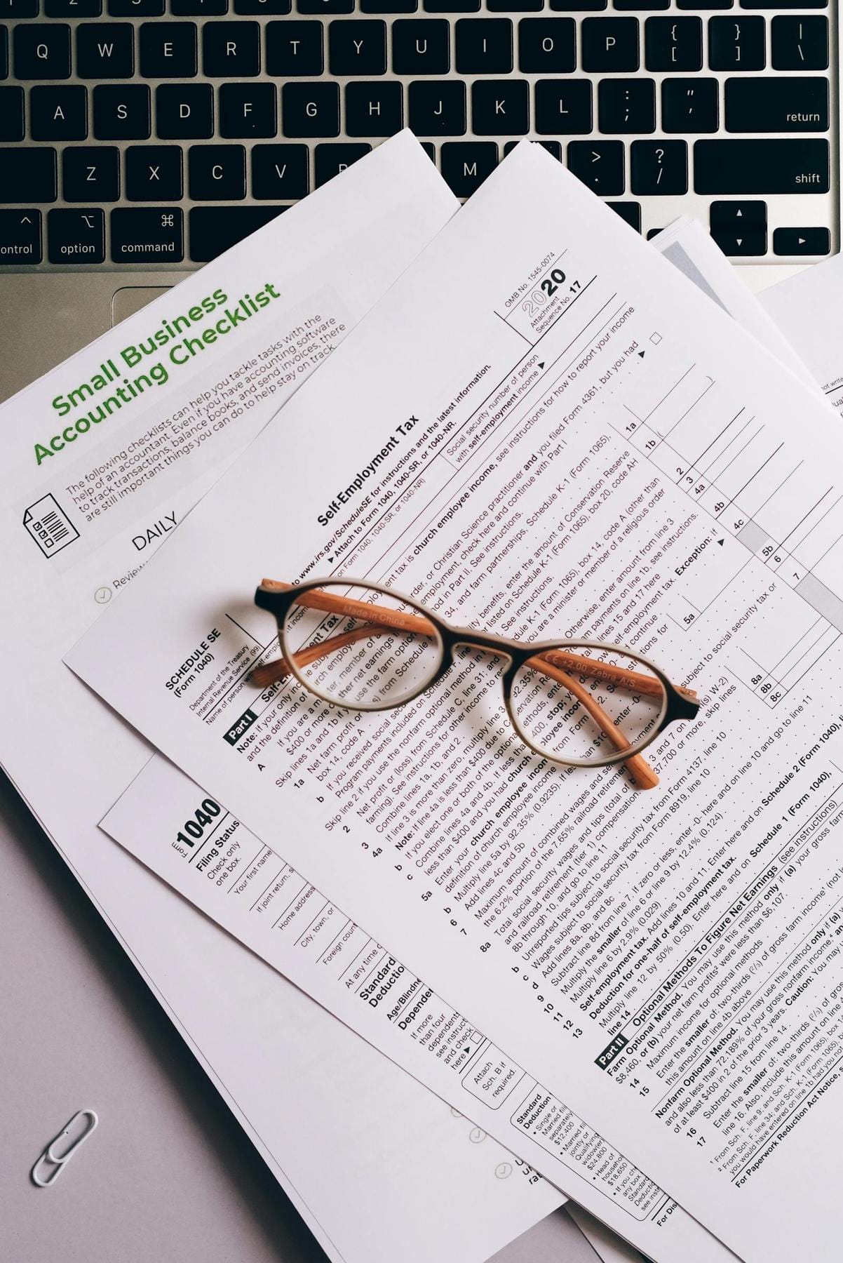 HST return and sales tax filing documents in Canada