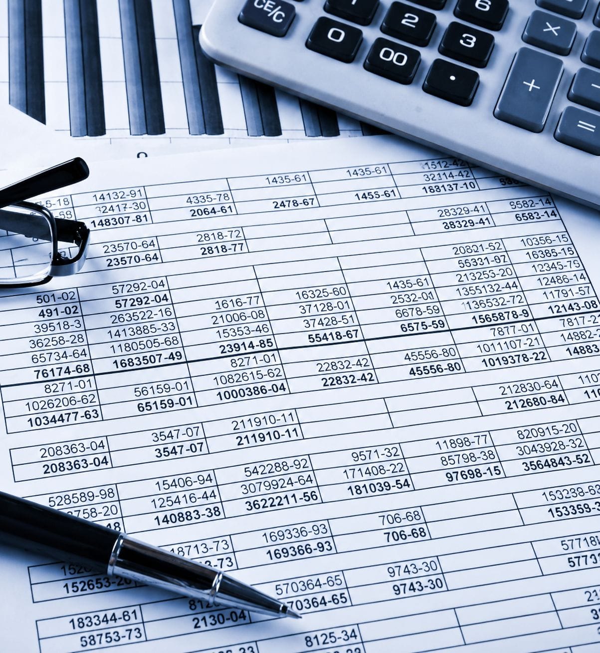 Monthly bookkeeping records and accounting documents in Canada